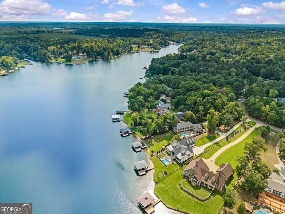 199 Lakecrest DR Milledgeville, GA 31061