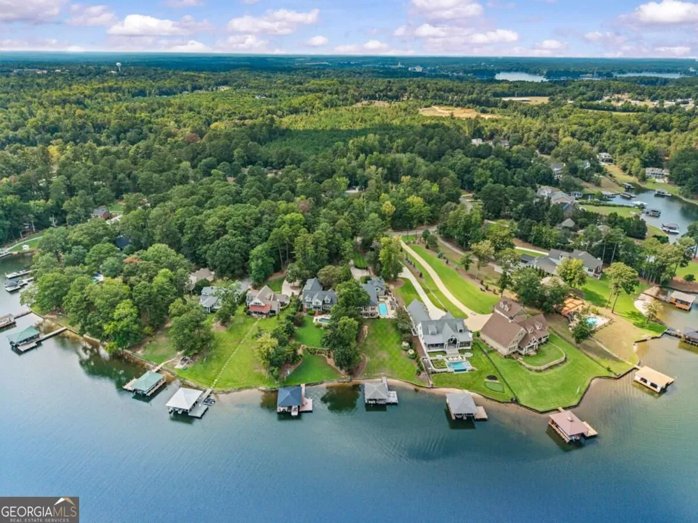 199 Lakecrest DR Milledgeville, GA 31061