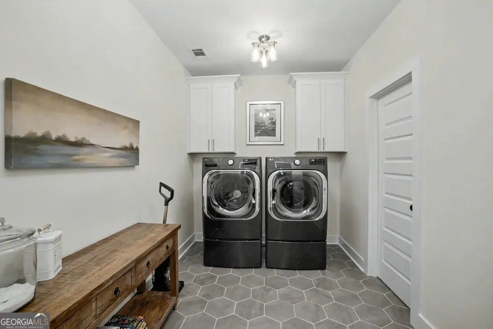 220 Preakness WAY Forsyth, GA 31029