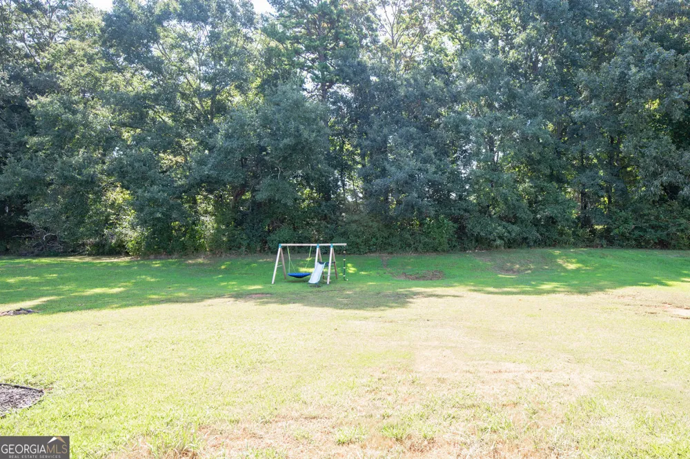 1587 Brush Creek Dr Winder, GA 30680