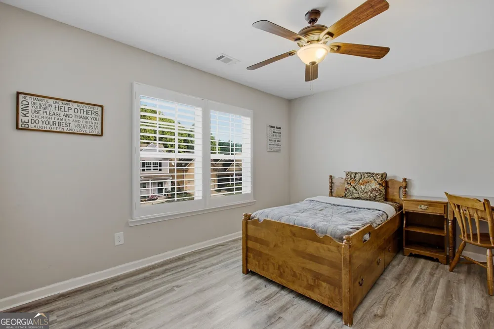 304 Stoney Hollow RD Canton, GA 30114