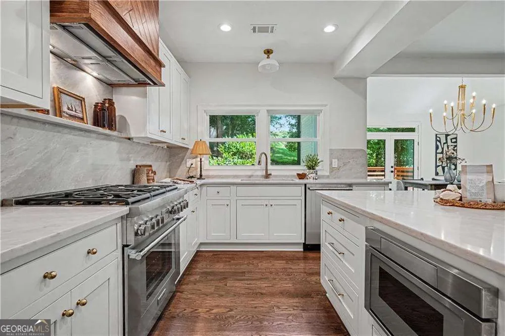 1929 Lenox RD NE Atlanta, GA 30306