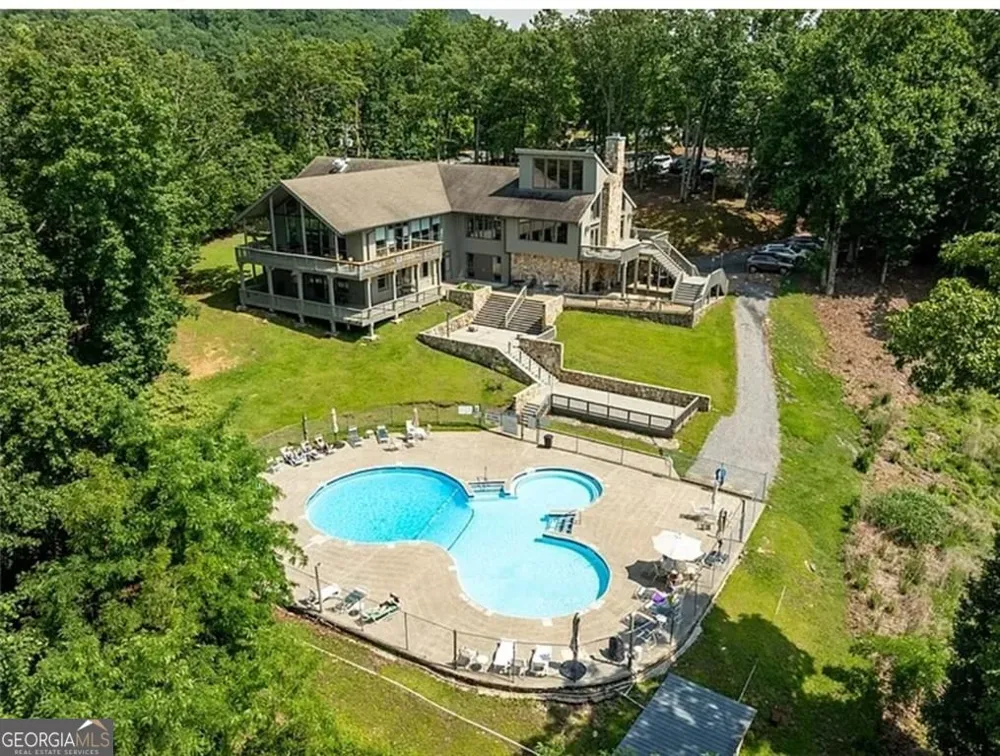 493 Starcross LN Jasper, GA 30143
