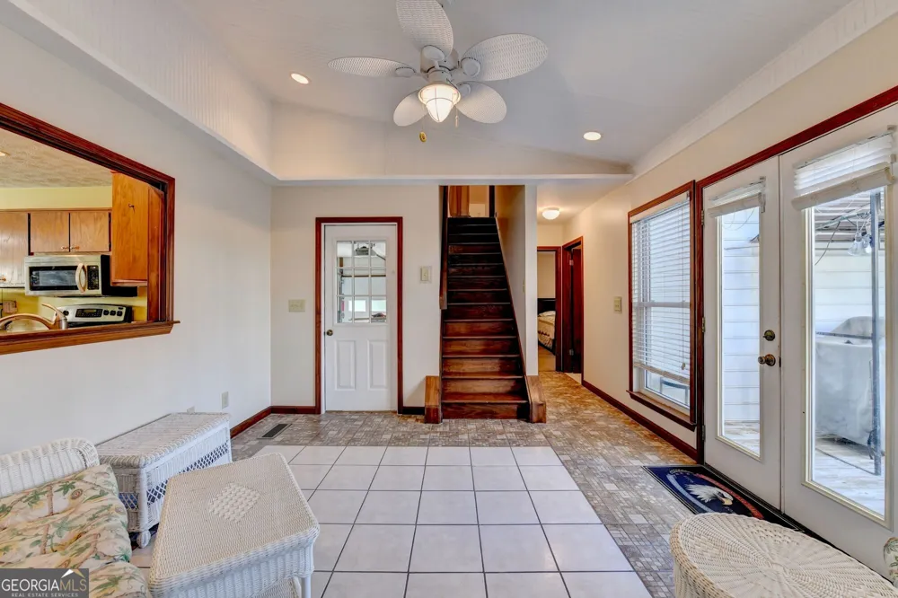 2100 Oak Village LN Lawrenceville, GA 30043