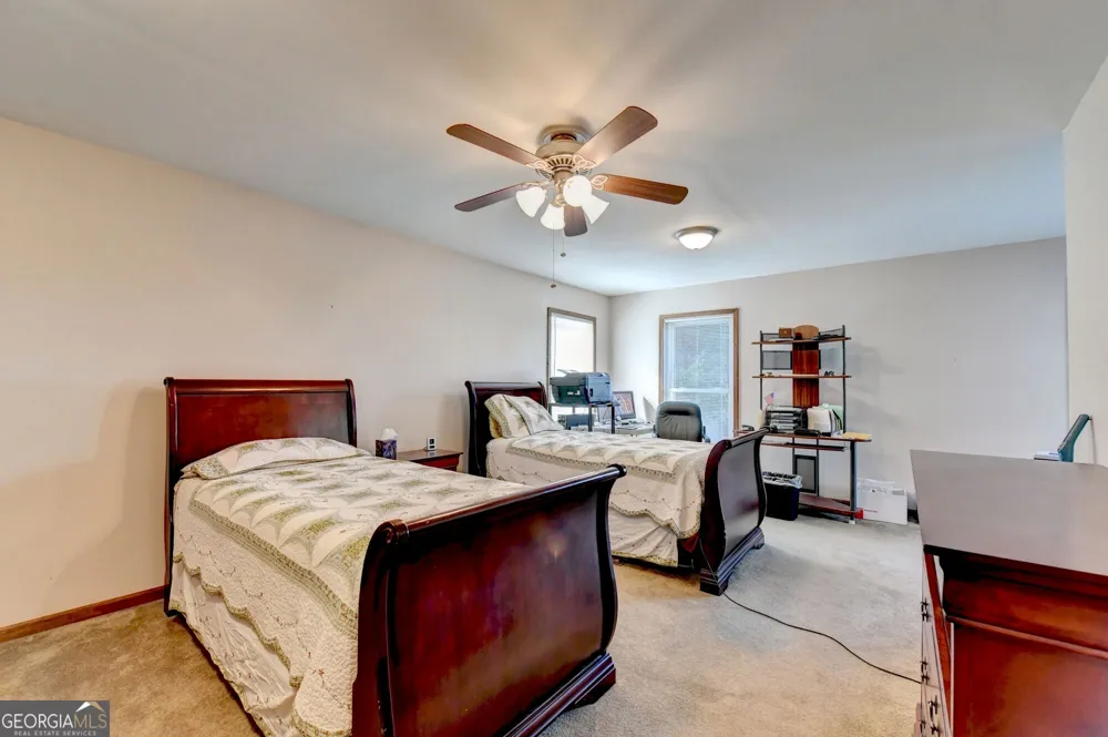 2100 Oak Village LN Lawrenceville, GA 30043