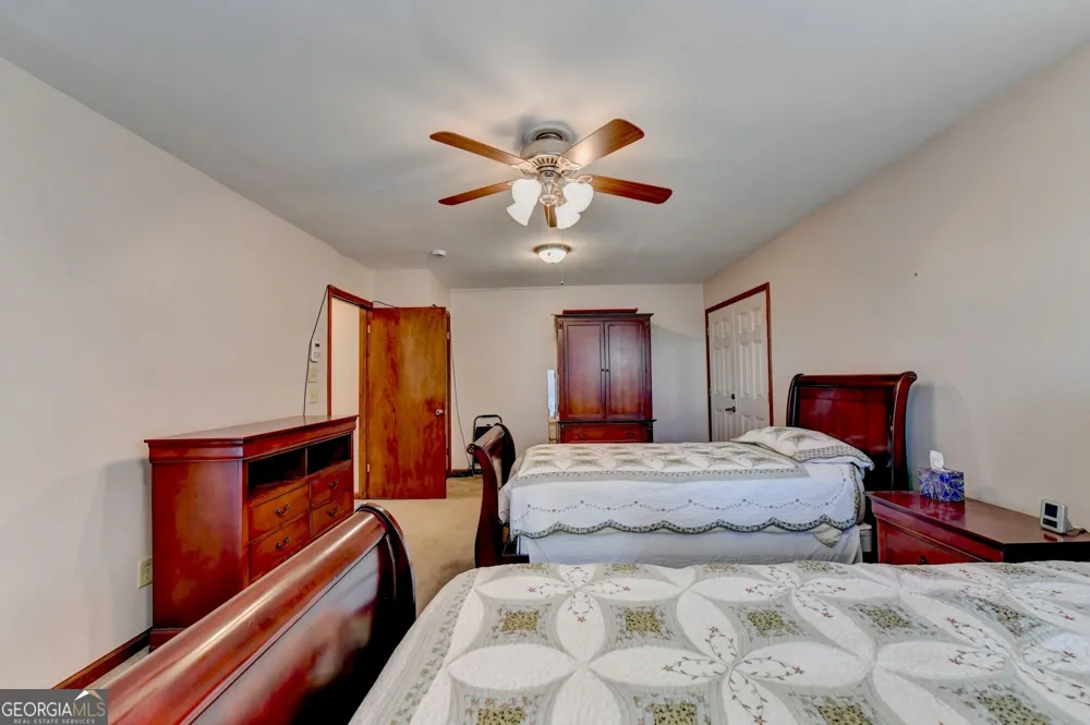 2100 Oak Village LN Lawrenceville, GA 30043