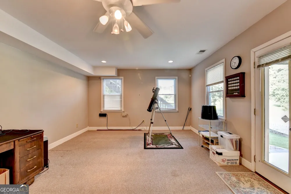 2100 Oak Village LN Lawrenceville, GA 30043