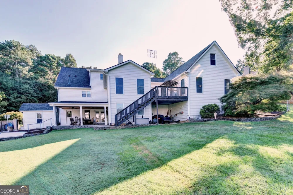2100 Oak Village LN Lawrenceville, GA 30043