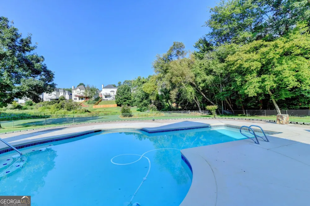 2100 Oak Village LN Lawrenceville, GA 30043