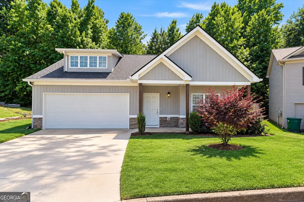 785 Dawn PL Alto, GA 30510