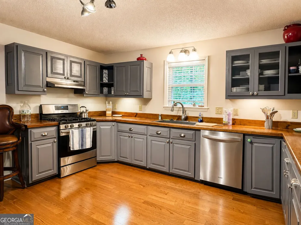 362 Pinecone Blue Ridge, GA 30513