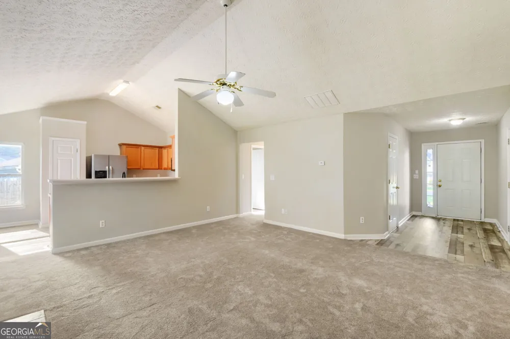606 Mayfern Trace Fairburn, GA 30213