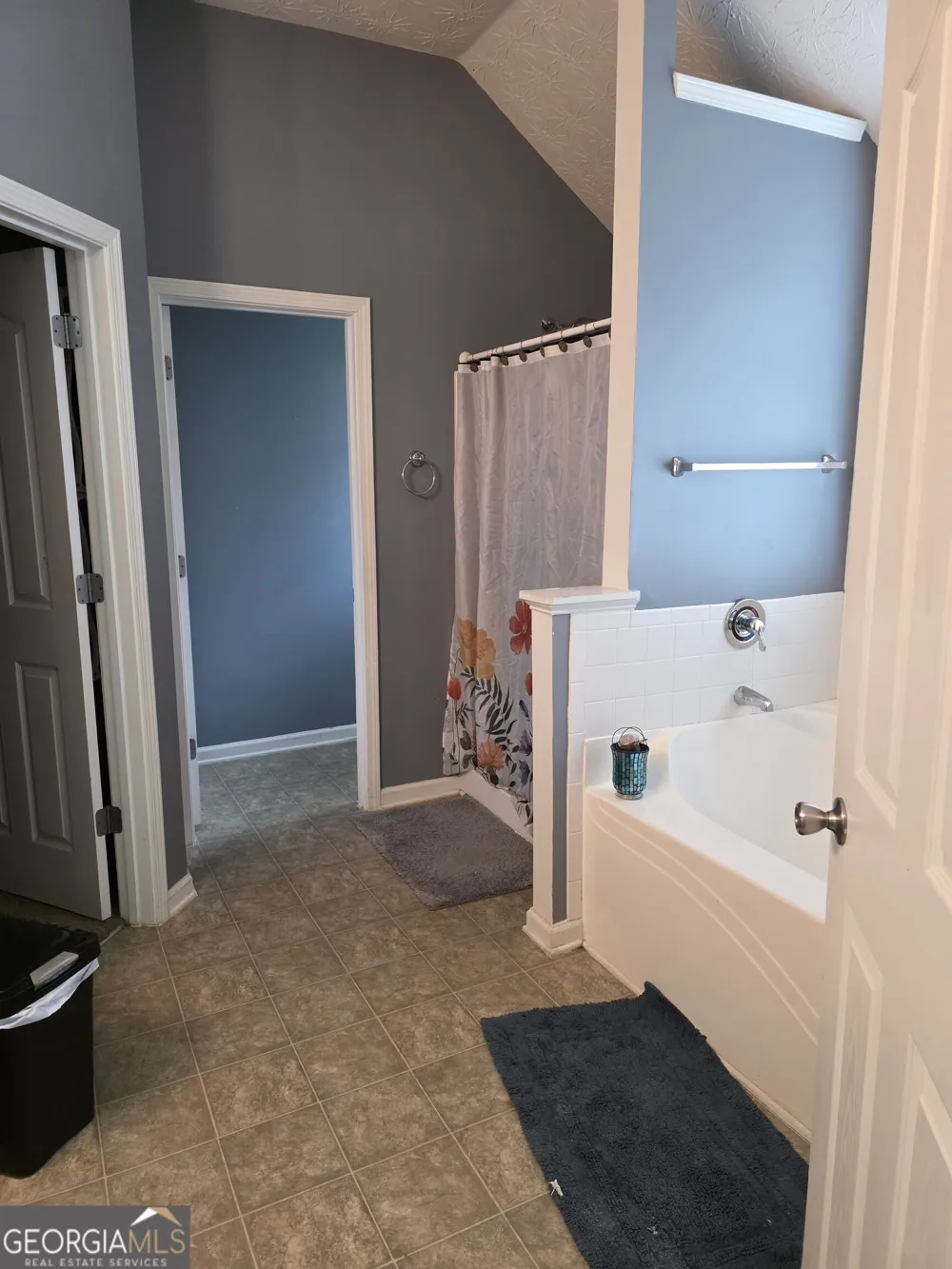 37 Virginia AVE Sharpsburg, GA 30277