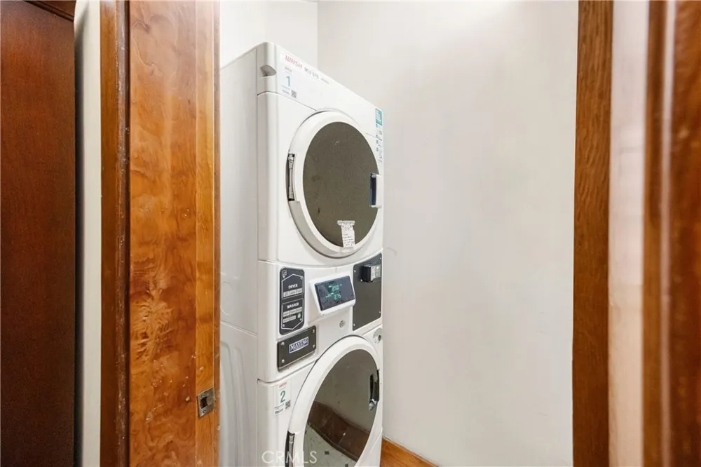 419 Cedar Long Beach, CA 90802