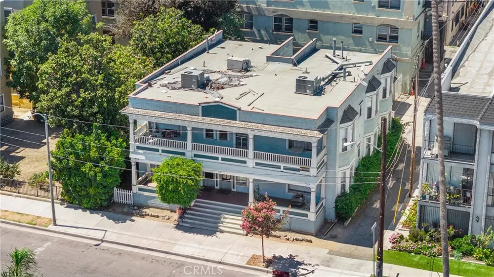 419 Cedar Long Beach, CA 90802
