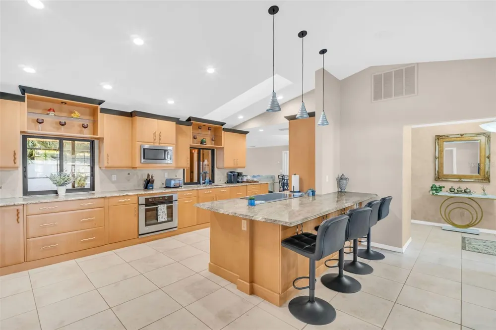 1374 VIEWTOP DRIVE Clearwater, FL 33764