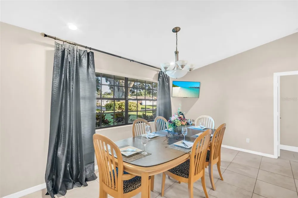 1374 VIEWTOP DRIVE Clearwater, FL 33764