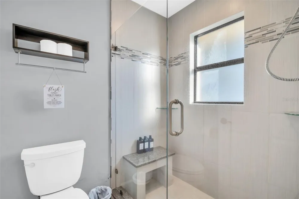 1374 VIEWTOP DRIVE Clearwater, FL 33764