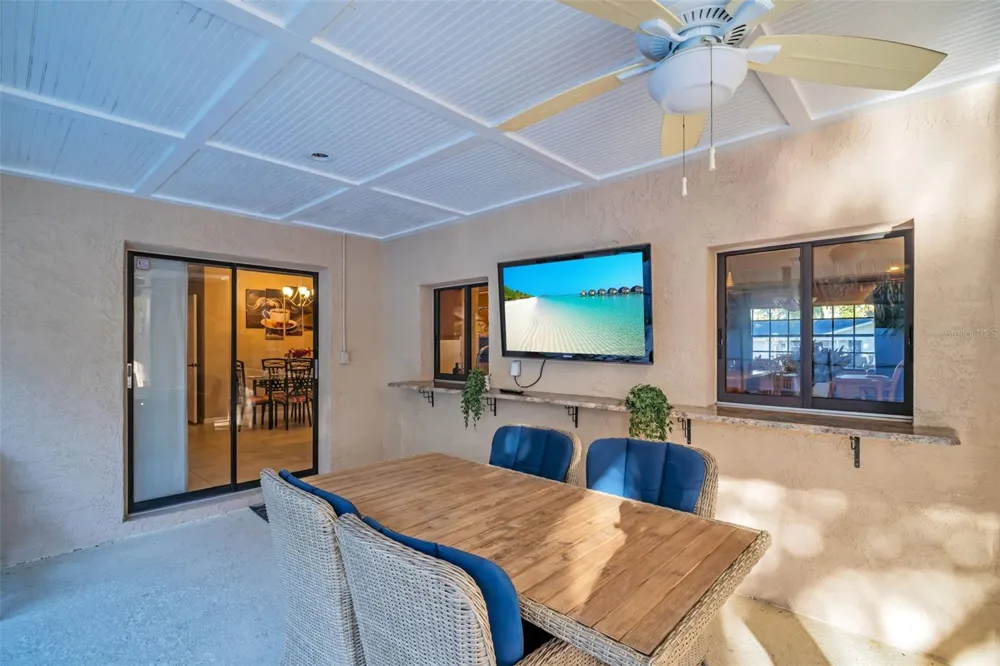 1374 VIEWTOP DRIVE Clearwater, FL 33764