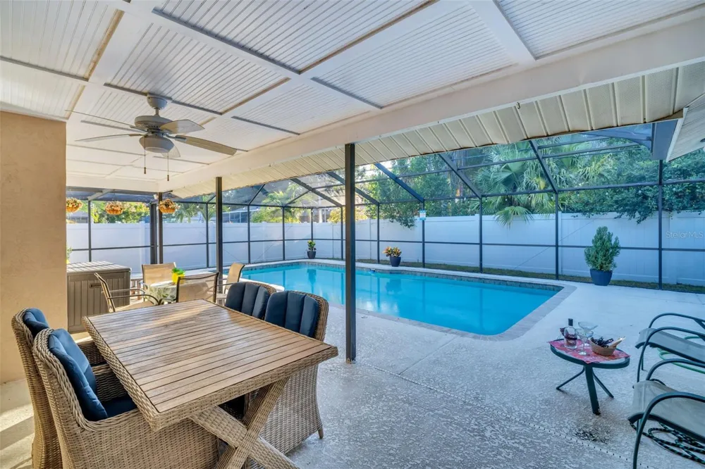1374 VIEWTOP DRIVE Clearwater, FL 33764