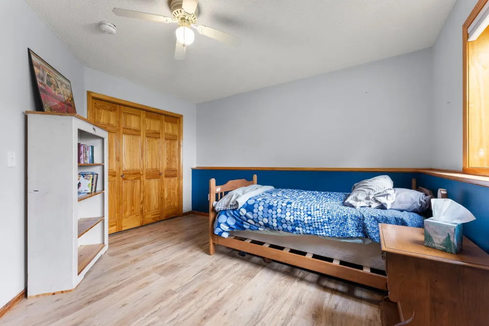 2033 Joes Lake Road SE Cambridge, MN 55008