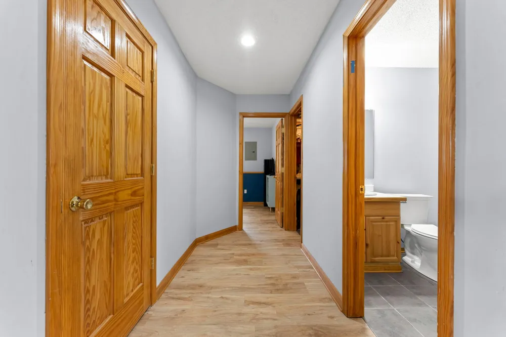 2033 Joes Lake Road SE Cambridge, MN 55008