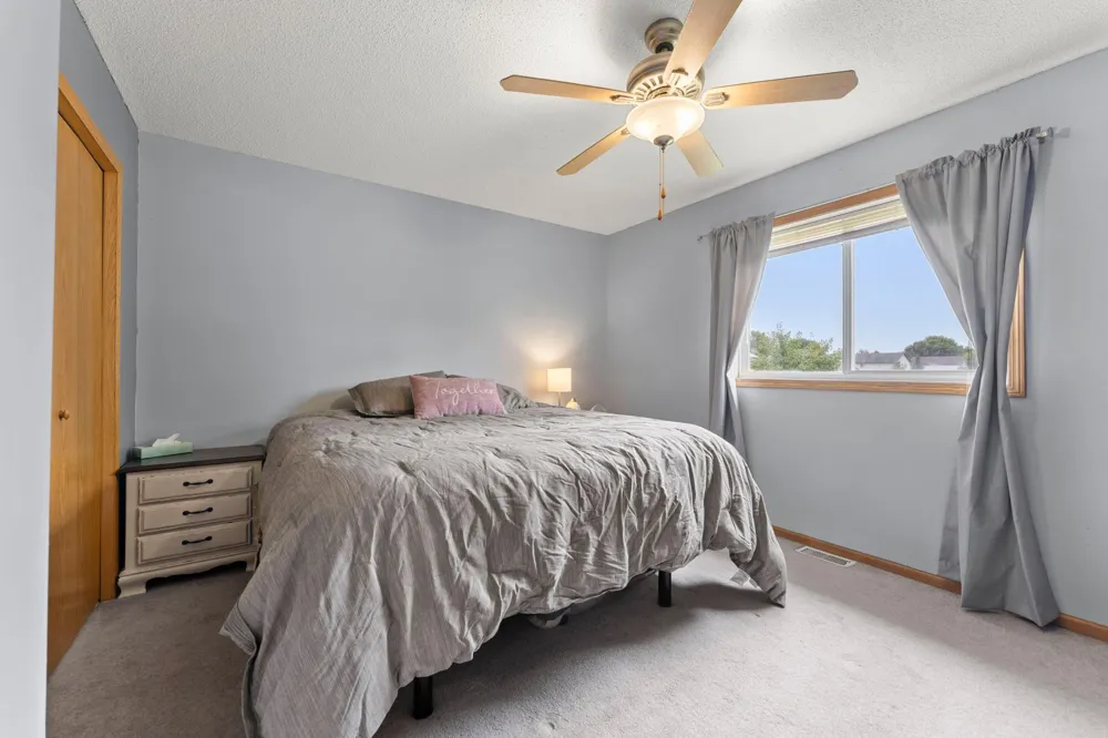 2033 Joes Lake Road SE Cambridge, MN 55008