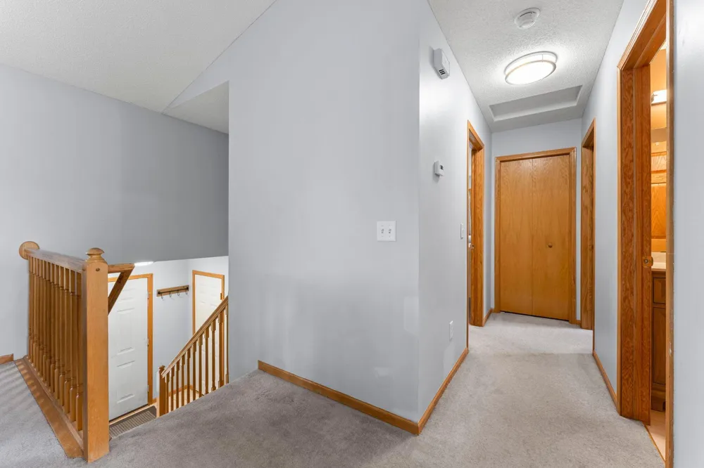 2033 Joes Lake Road SE Cambridge, MN 55008