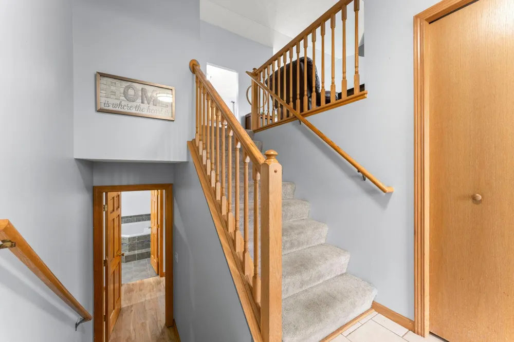 2033 Joes Lake Road SE Cambridge, MN 55008
