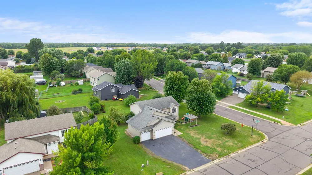 2033 Joes Lake Road SE Cambridge, MN 55008
