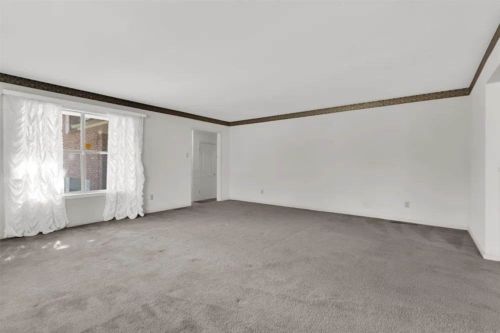 1520 W Main Street Denison, TX 75020