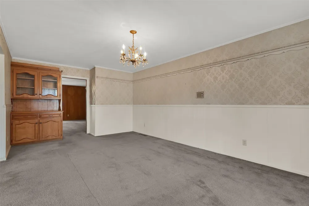 1520 W Main Street Denison, TX 75020