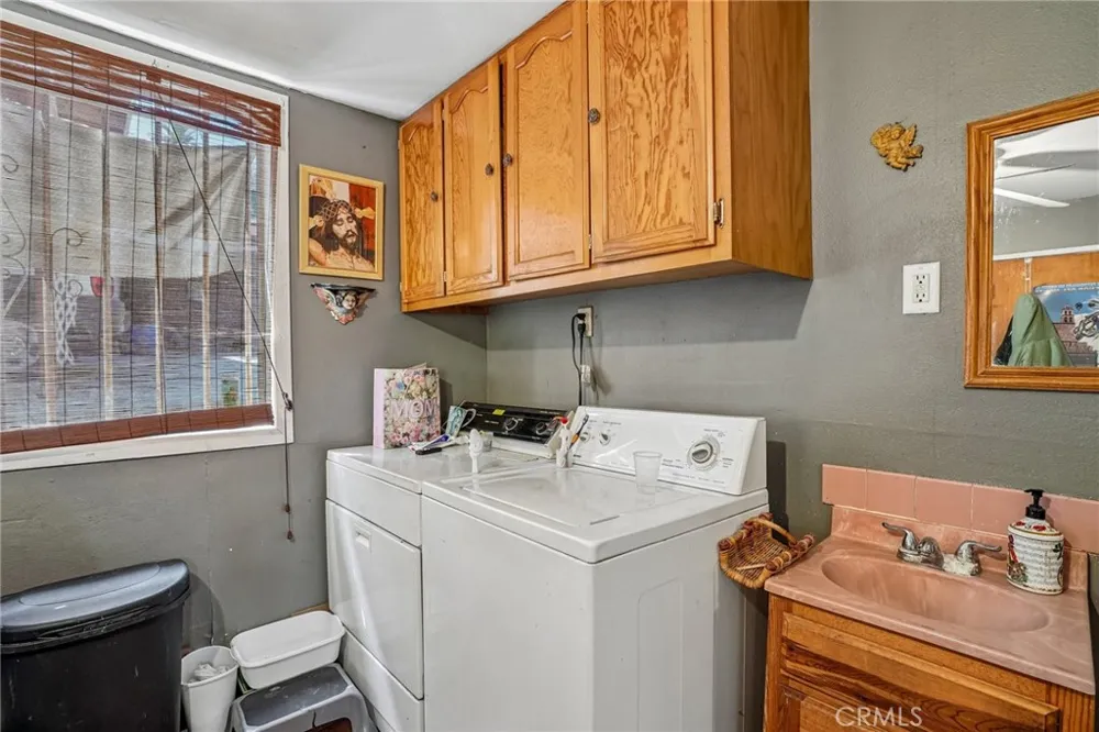 611 Avenue 54 Los Angeles, CA 90042