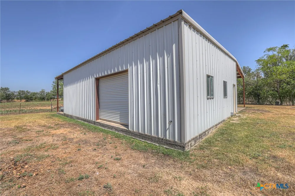 307 Valley Acres Drive New Braunfels, TX 78130