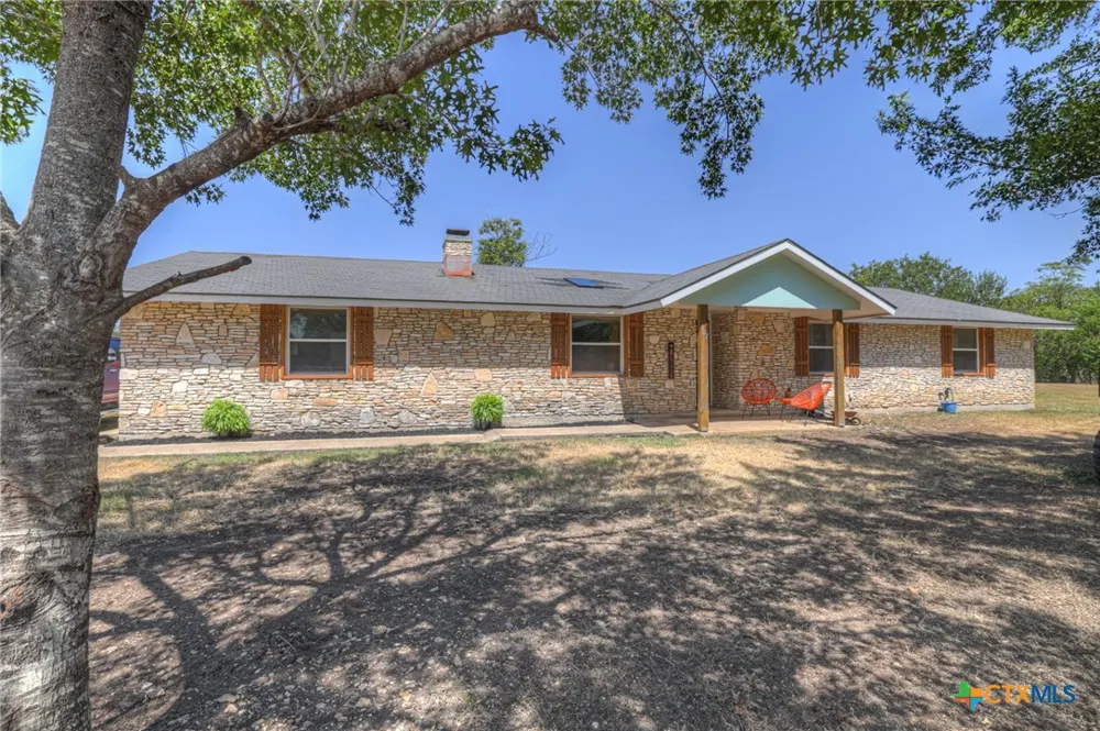 307 Valley Acres Drive New Braunfels, TX 78130