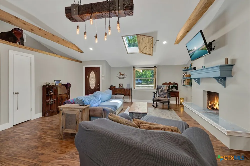 307 Valley Acres Drive New Braunfels, TX 78130