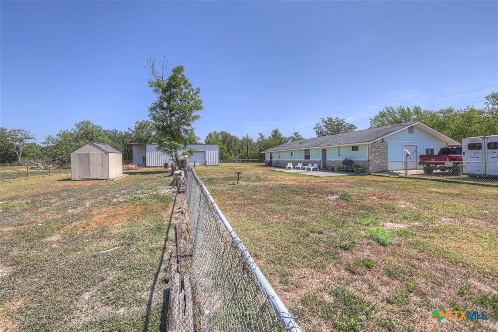 307 Valley Acres Drive New Braunfels, TX 78130