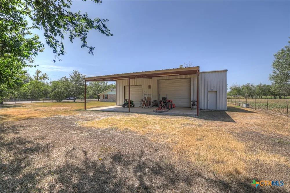 307 Valley Acres Drive New Braunfels, TX 78130