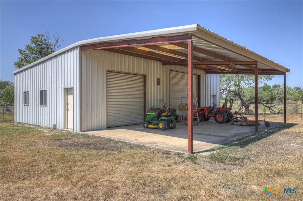 307 Valley Acres Drive New Braunfels, TX 78130