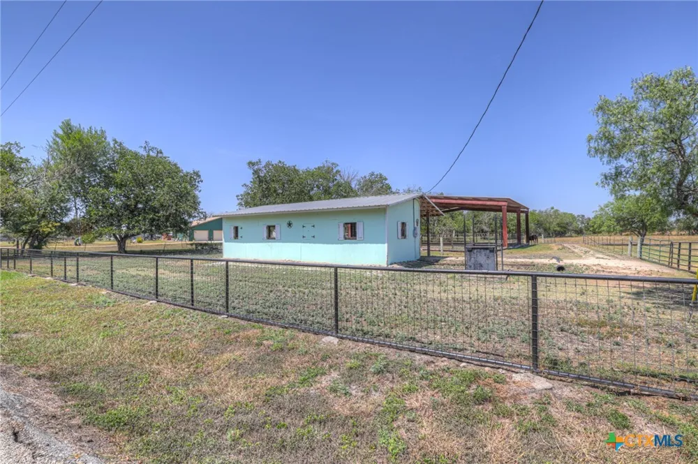 307 Valley Acres Drive New Braunfels, TX 78130