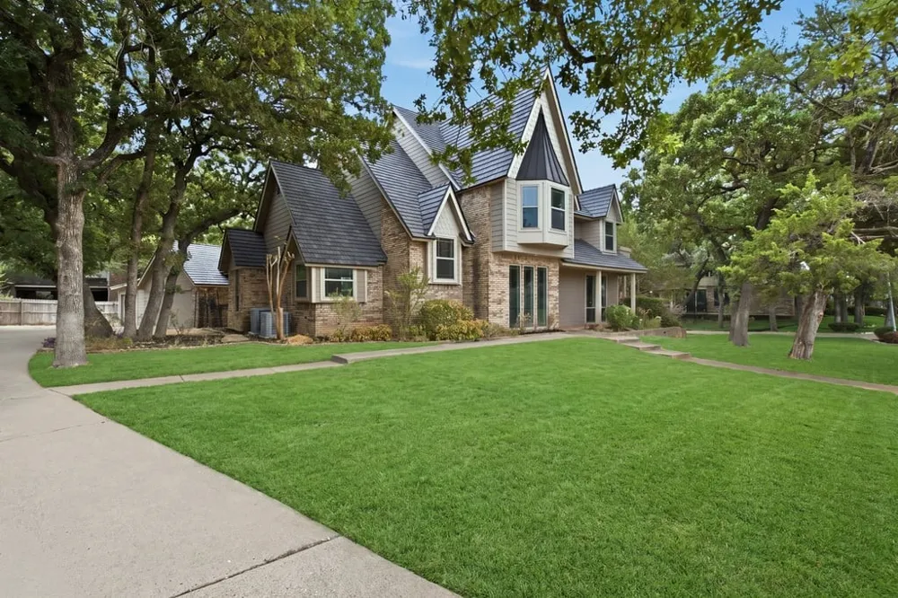 4705 Villa Vera Drive Arlington, TX 76017