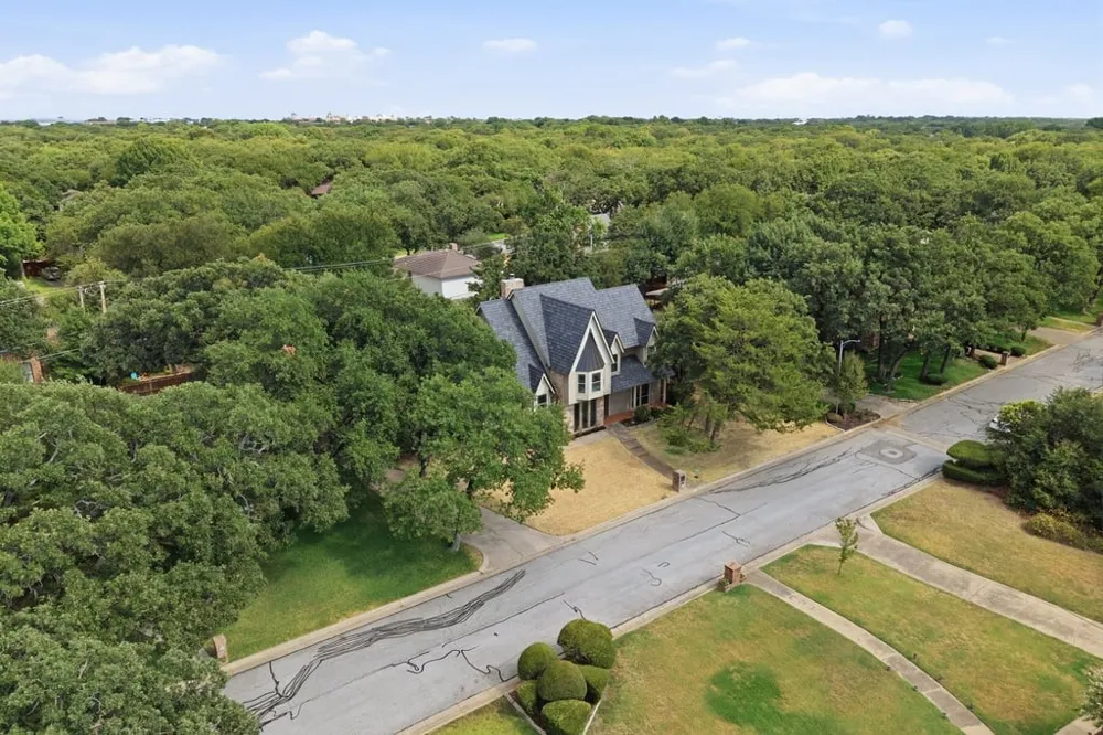 4705 Villa Vera Drive Arlington, TX 76017