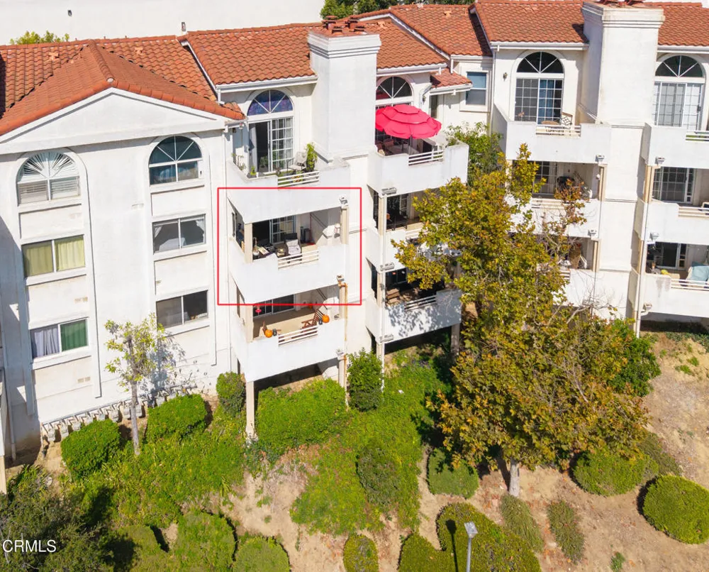 2713 Antonio Drive #203 Camarillo, CA 93010