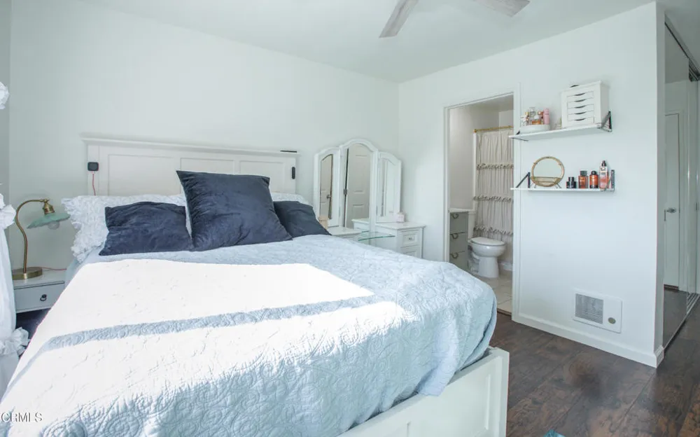 2713 Antonio Drive #203 Camarillo, CA 93010