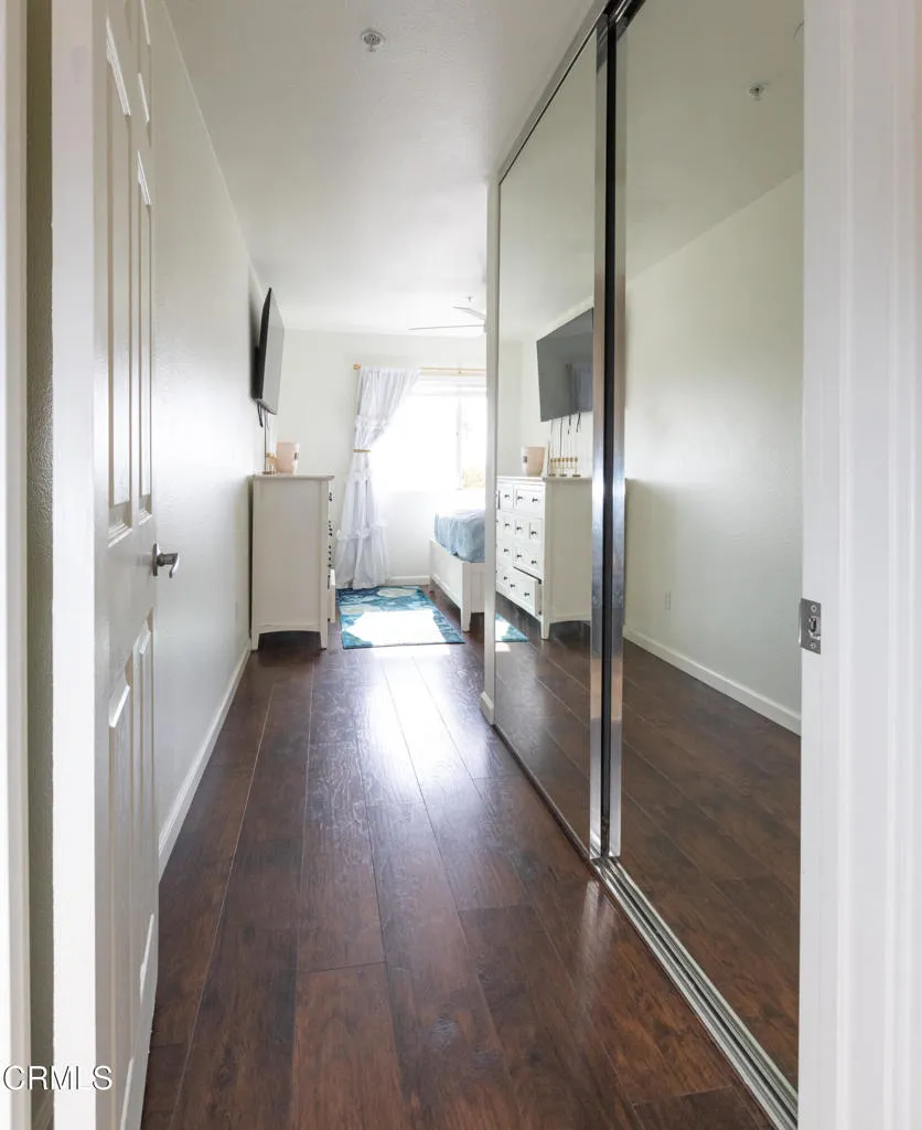 2713 Antonio Drive #203 Camarillo, CA 93010