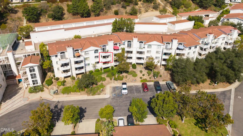 2713 Antonio Drive #203 Camarillo, CA 93010