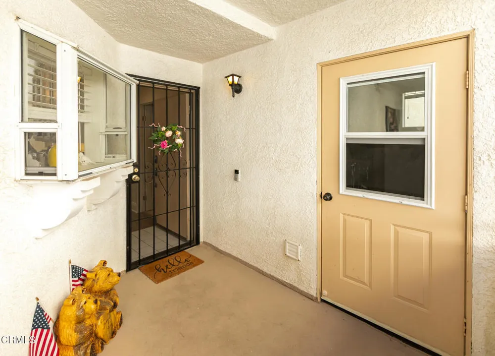 2713 Antonio Drive #203 Camarillo, CA 93010