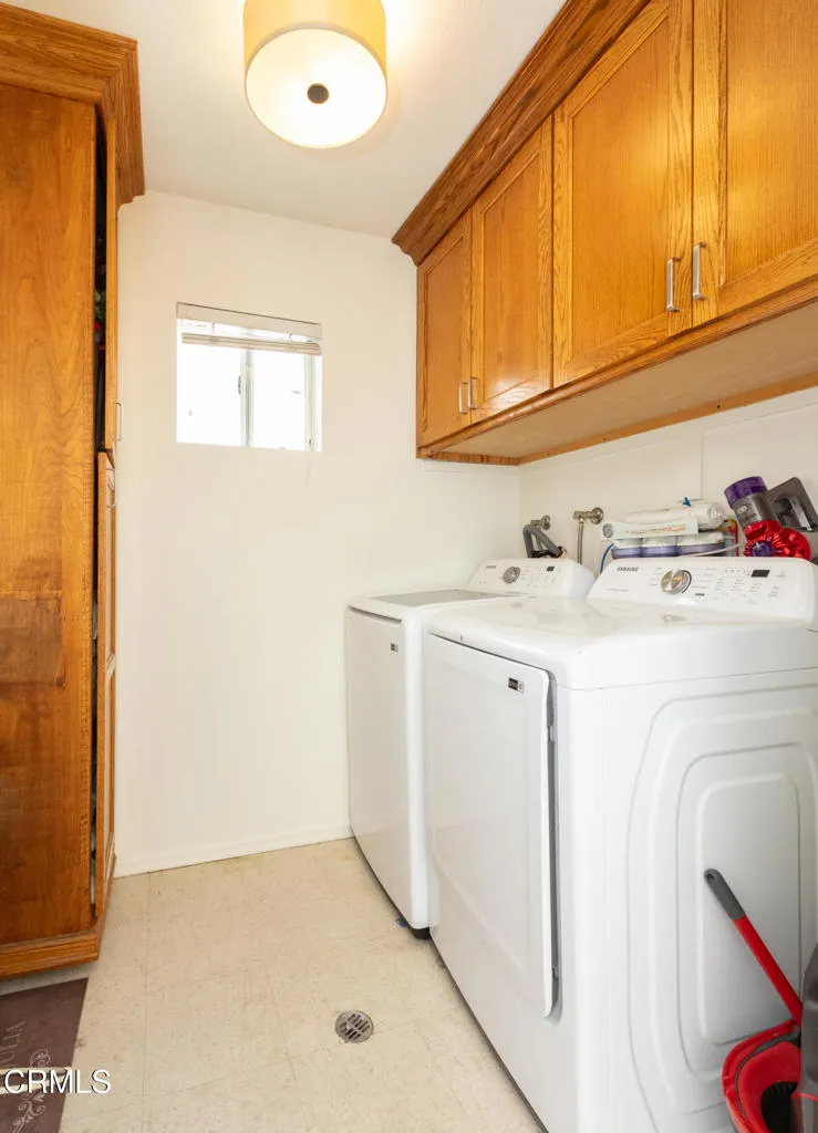 2713 Antonio Drive #203 Camarillo, CA 93010