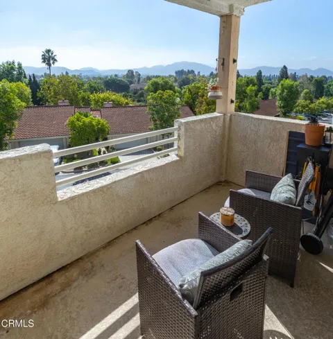 2713 Antonio Drive #203
