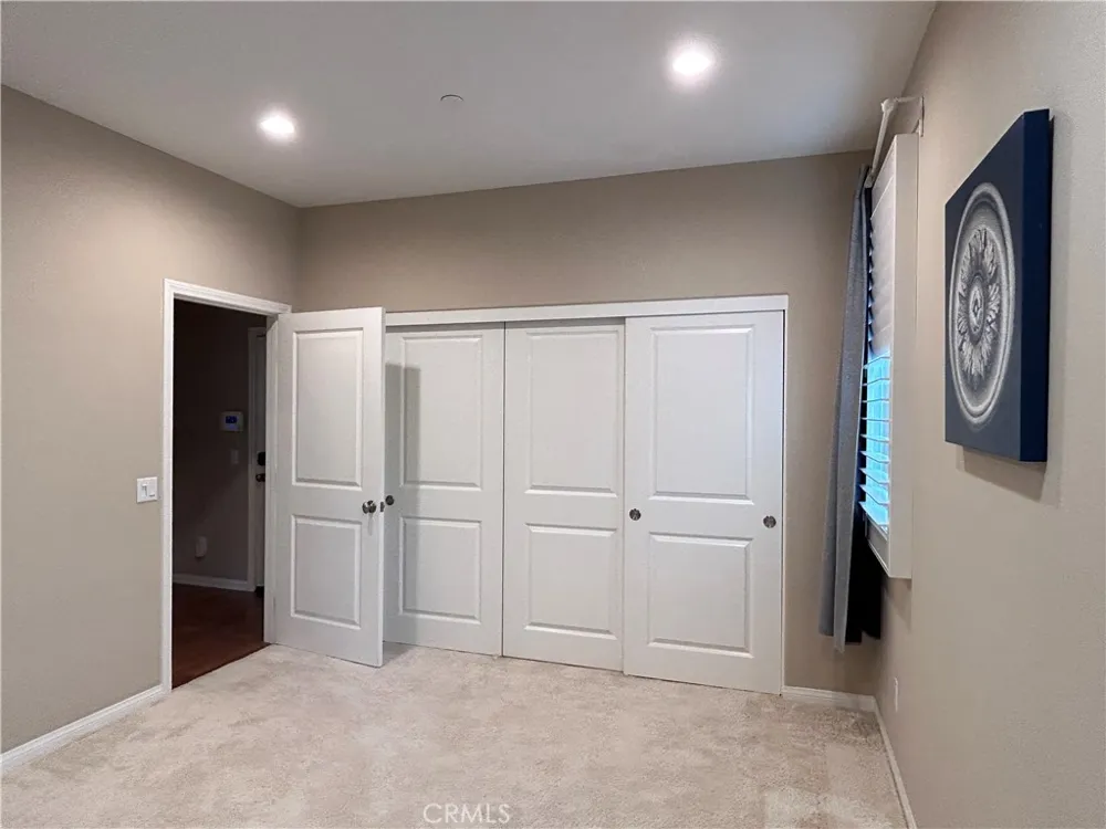 63 Elmdale Irvine, CA 92620